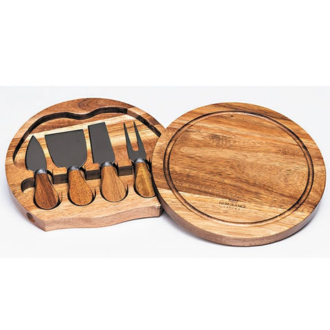 NEWGRANGE LIVING ROUND CHEESE BOARD WITH 4 KNIVES
