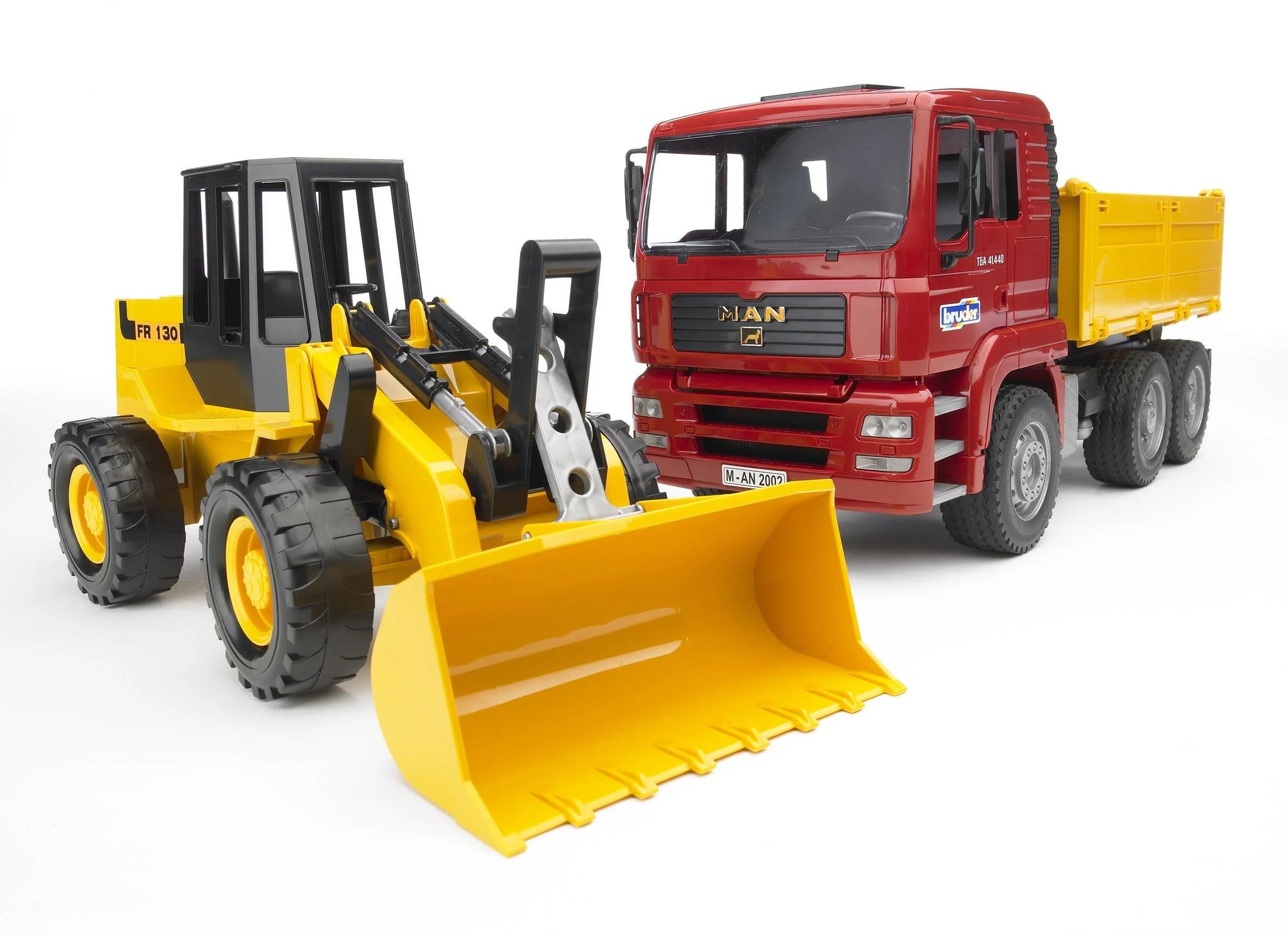 BRUDER 2752 MAN TGA CONSTRUCTION TRUCK WITH ARTICULATED ROAD LOADER