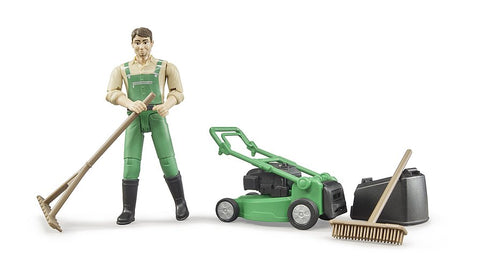 GARDENER WITH MOWER & ACCESSORIES
