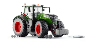 1:32 FENDT 1050 VARIO TRACTOR