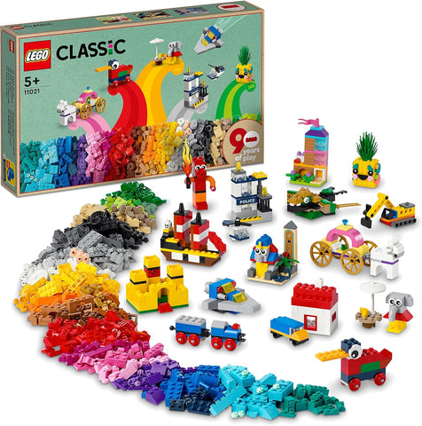 LEGO CLASSIC 90 YEARS OF PLAY