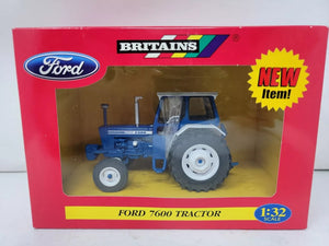 Ford 7600 with Rear Dual Wheels (1:32 scale)